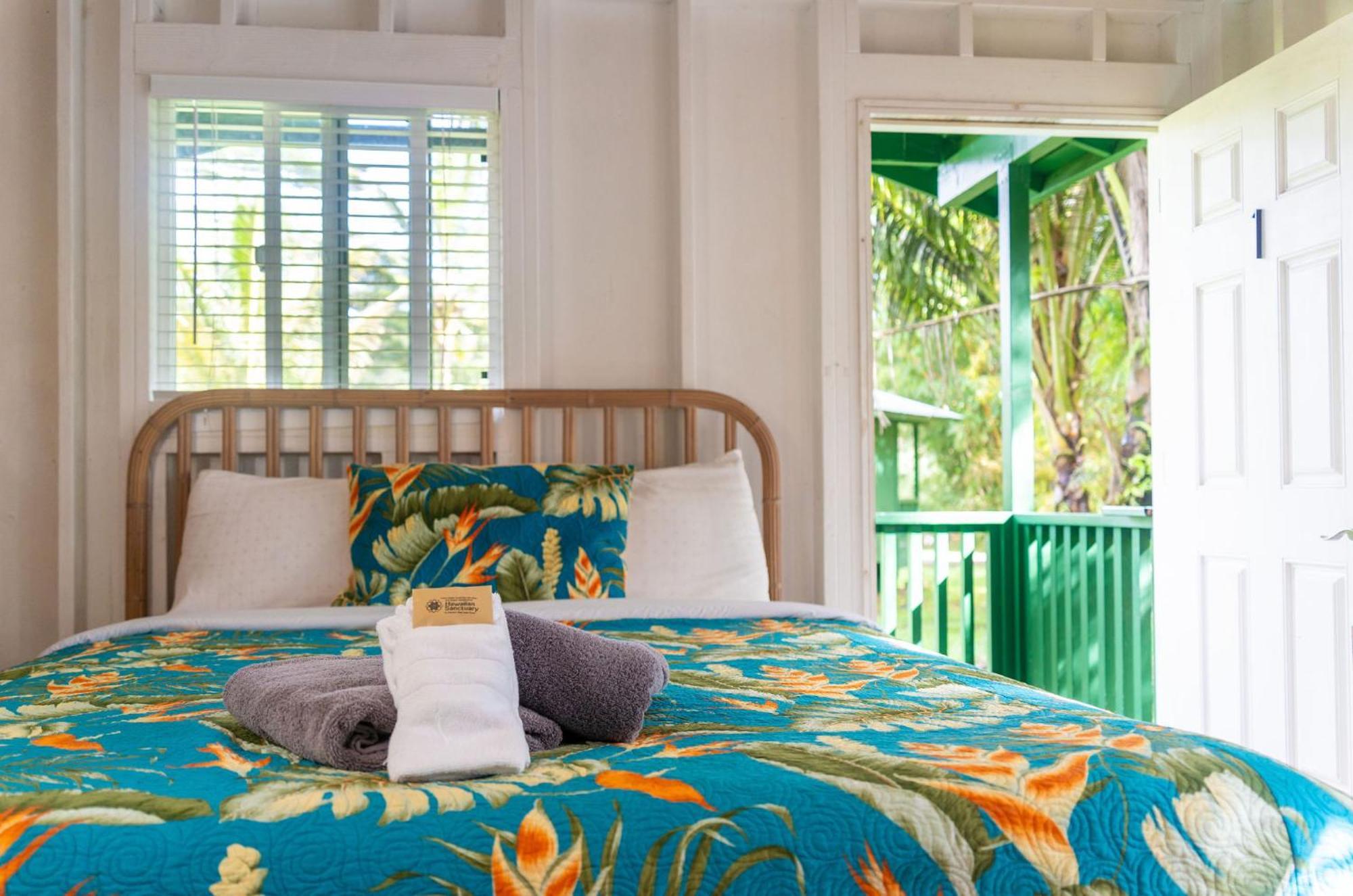 Hawaiian Sanctuary Eco Retreat Center Villa Pahoa Buitenkant foto