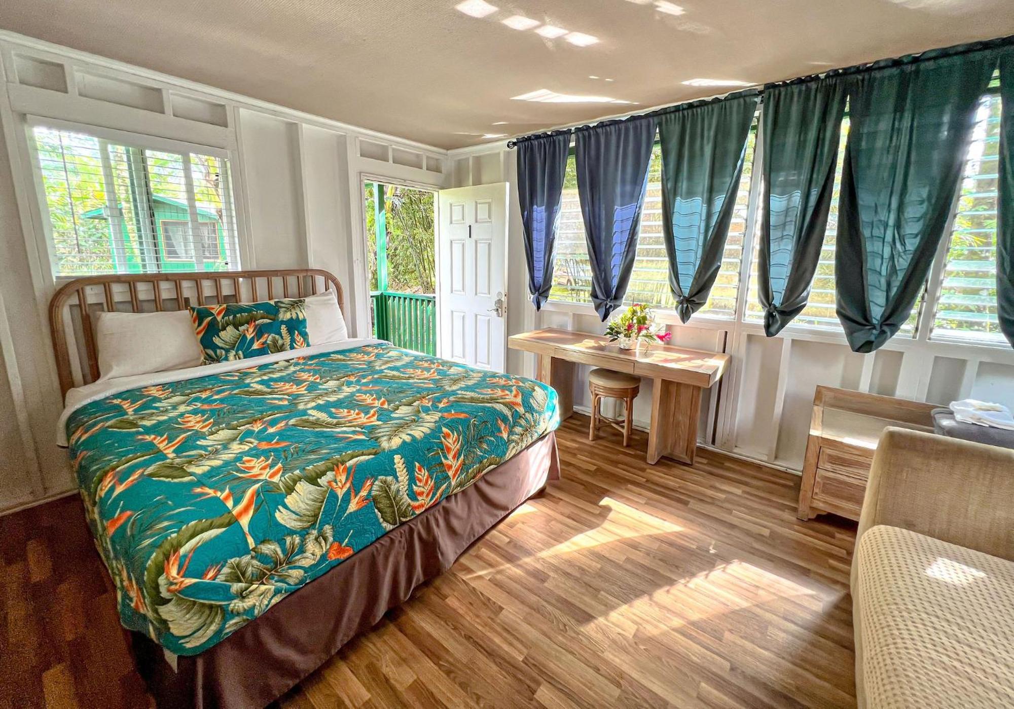 Hawaiian Sanctuary Eco Retreat Center Villa Pahoa Buitenkant foto