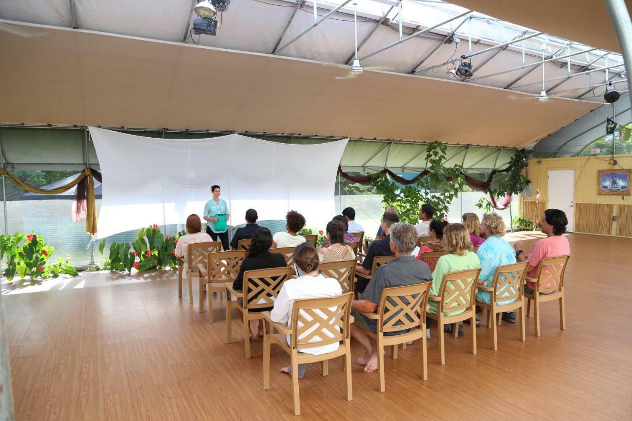 Hawaiian Sanctuary Eco Retreat Center Villa Pahoa Buitenkant foto